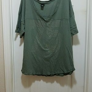 Torrid short sleeve. Size 3